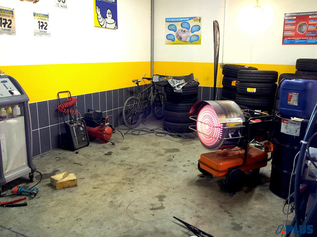 Chauffage radiant fioul dans un garage